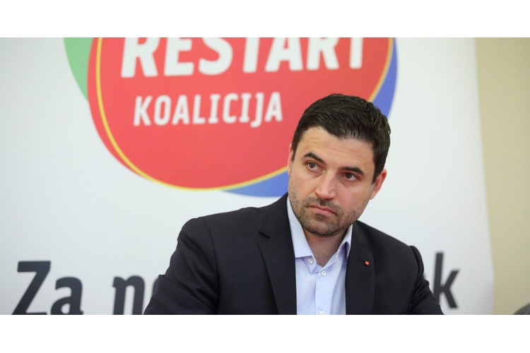 ['Sisak', 'Koalicija Restart', 'Zoran Milanović', 'SDP', 'Davor Bernardić']