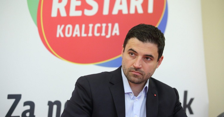 ['Sisak', 'Koalicija Restart', 'Zoran Milanović', 'SDP', 'Davor Bernardić']
