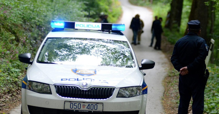 ['Obrezina', 'Velika Gorica', 'zagrebačka policija', 'ekološki kriminal', 'ilegalno odlaganje otpada', 'građevinski otpad', 'komunalni otpad', 'kaznena prijava', 'Općinsko državno odvjetništvo Velika Gorica']