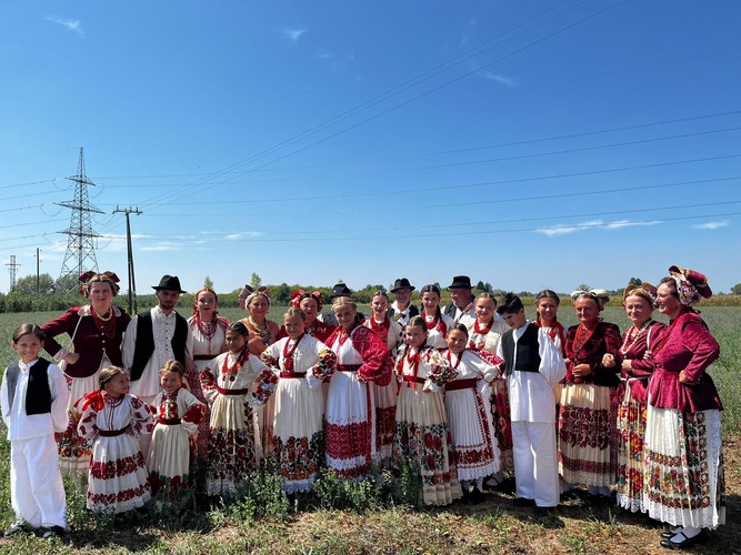 ['17. folklorni susreti', 'događanje', 'FOLKLOR', 'kud veleševec', 'lotos band']