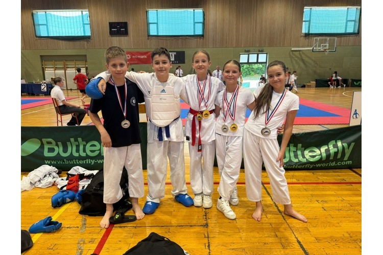 ['gorički sportaši', 'karataši', 'Karate klub Centar', 'natjecanja', 'prvenstvo', 'sportski uspjeh', 'Zajednica športskih udruga Velike Gorice']
