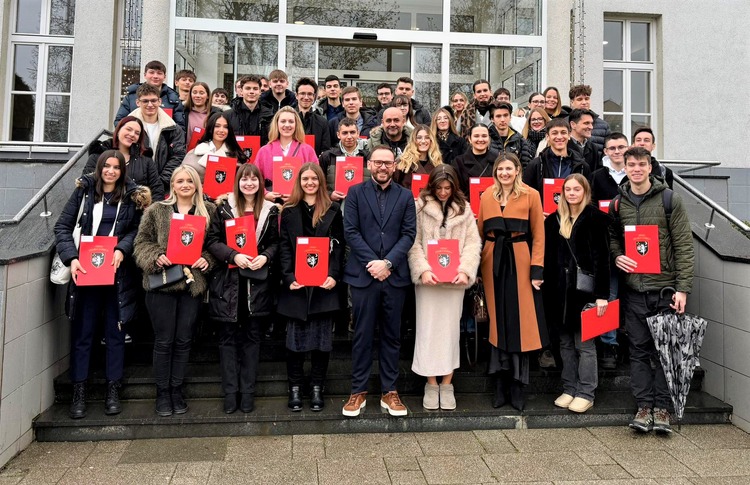 ['krešimir ačkar', 'lana krunić lukinić', 'mladi', 'obrazovanje', 'stipendije', 'studenti', 'učenici']