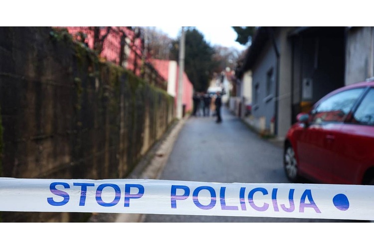 ['crna kronika', 'velika gorica', 'sredstvo za čišćenje', 'kafić']