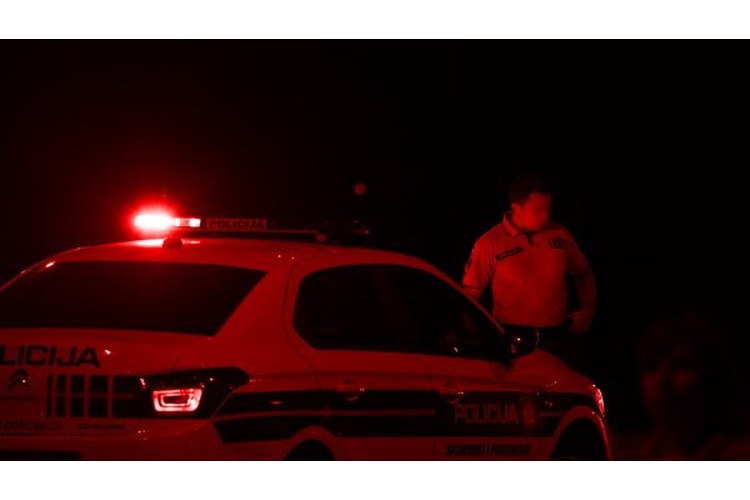 ['kaznena prijava', 'kriminalističko istraživanje', 'obiteljsko nasilje', 'očevid', 'policija', 'policijska uprava zagrebačka', 'Selnica Šćitarjevska', 'ubojstvo', 'Velika Gorica', 'Županijsko državno odvjetništvo']