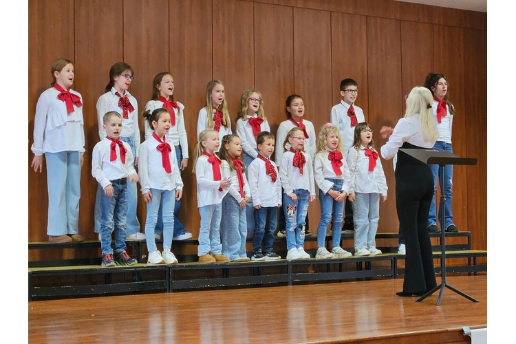 ['crvkutavci', 'dječji zbor cvrkutavci', 'slavonia cantat']