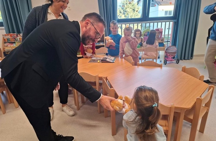 ANKETA Velika Gorica traži mišljenje građana: kako poboljšati uvjete za djecu i mlade