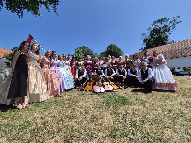 ['30 godina', 'FOLKLOR', 'kud', 'mičevec']