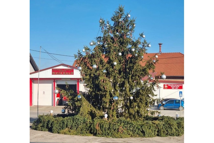 ['božićno darivanje', 'DVD Velika Mlaka', 'Humanitarna akcija', 'SOS Dječje selo Lekenik']