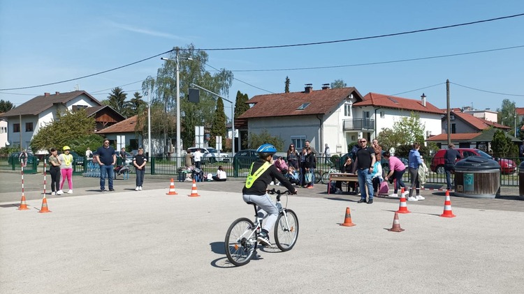 ['škola biciklizma', 'Športsko rekreativni savez Grada Velika Gorica']