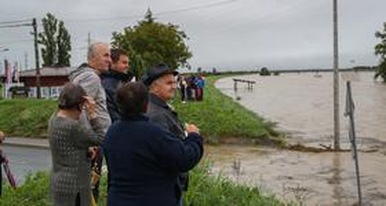 ['poplave u hrvatskoj', 'mura', 'poplave', 'sava', 'drava']