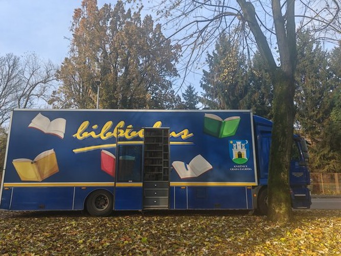 ['bibliobus', 'čitamo knjige', 'knjige', 'knjižnica na kotačima', 'zagrebačka županija']