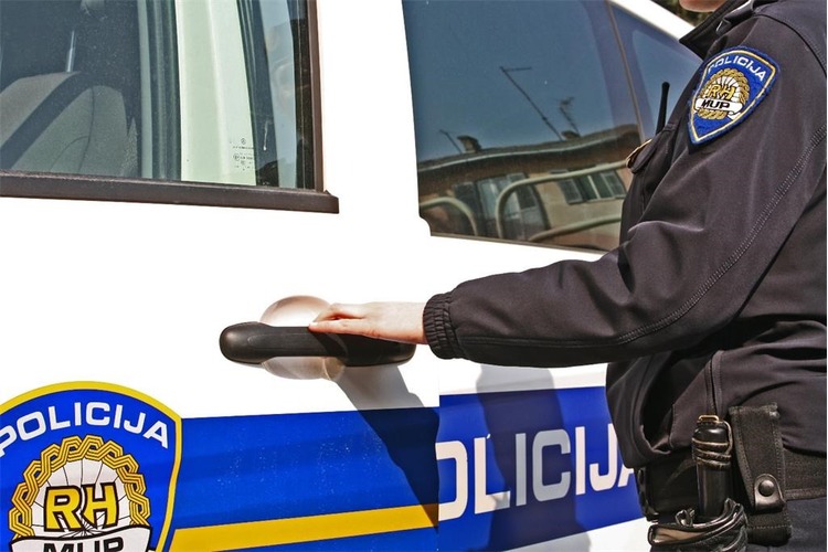 ['nadzor brzine', 'policija', 'pp velika gorica', 'prometna policija Velika Gorica']