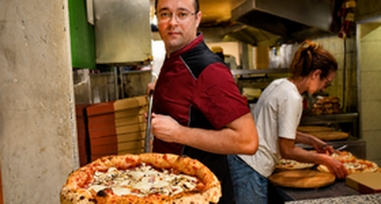 ['vino', 'pizza', 'bistro kaktus']