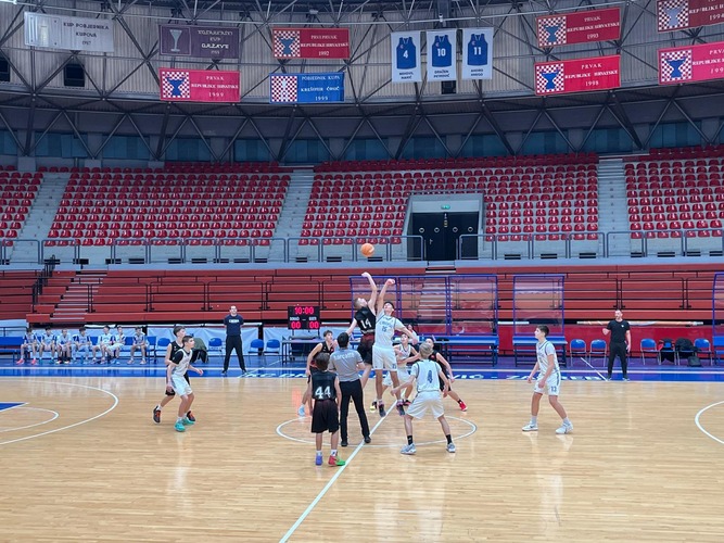 ['Hani Istanbuli', 'Pretkadeti', 'Prva liga']