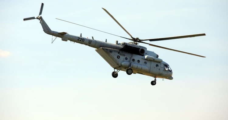 Dvije bebe u inkubatorima hitno prebačene vojnim helikopterom iz Dubrovnika u splitsku bolnicu