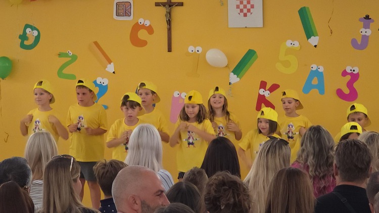Prvi dan škole u Velikoj Gorici: Rekordan broj prvašića, obnovljene zgrade i financijska pomoć za srednjoškolce