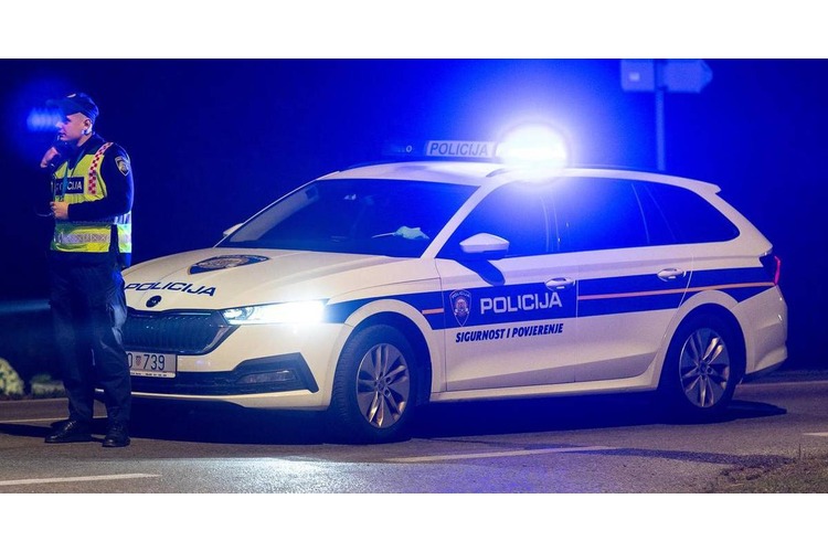 ['policija', 'droga', 'zagreb', 'bmw', 'potjera', 'crna kronika']