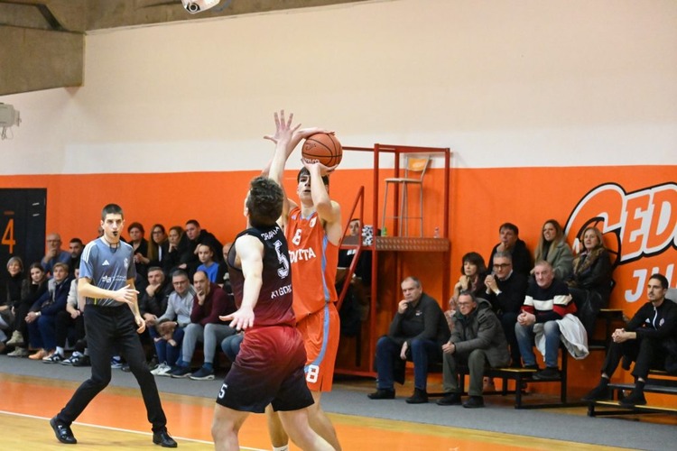 ['HAKK Mladost', 'Prva liga']