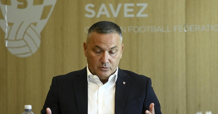 ['Marijan Kustić', 'Kamp HNS-a']