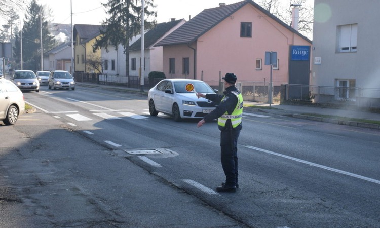 ['alkotestiranje', 'hotnews', 'nadzor prometa', 'policija', 'vikend akcija']