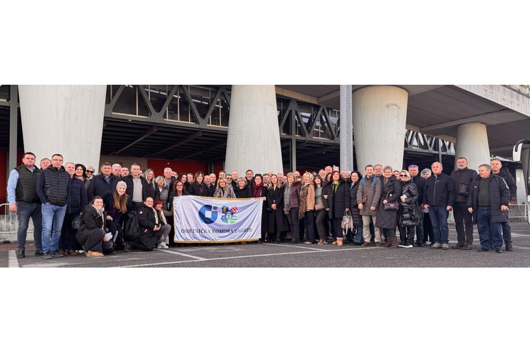 ['Artigiano in Fiera', 'međunarodni izlagači', 'Milano', 'Obrtnička komora Zagreb', 'obrtništvo', 'sajam', 'udruženje obrtnika velika gorica', 'Vladimir Birek']