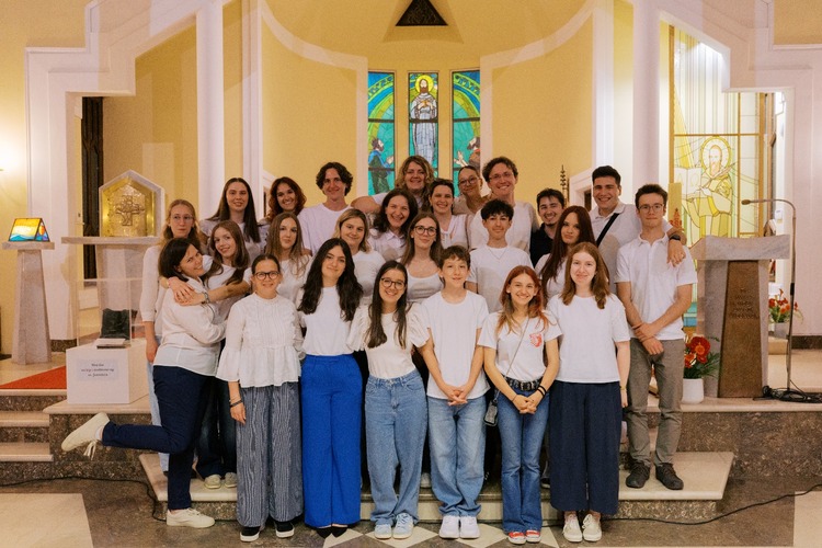 ['duhovna glazba', 'koncert', 'mladi pjevači', 'slobodan ulaz', 'zbor mladih', 'Zbor mladih Navještenje', 'župa Navještenja Blažene Djevice Marije']
