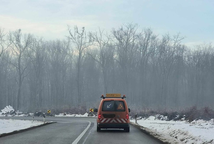 ['poledica', 'VG Komunalac', 'zimski uvjeti na cestama']