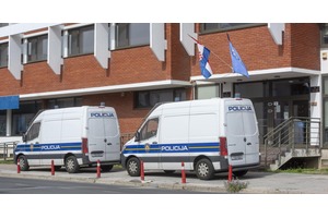 ['Velika Gorica', 'Županijski sud Velika Gorica', 'policijska uprava zagrebačka', 'potraga', 'bijeg osumnjičenika', 'sigurnosne mjere', 'kaznena djela', 'policijsko postupanje', 'Zatvor u Zagrebu', 'kornelija kallay blažeković', 'novosti']