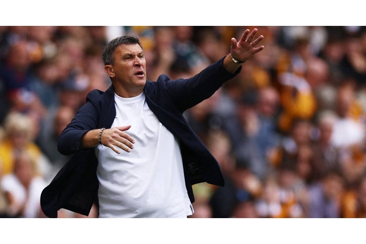 ['hull city', 'nenad črnko', 'sergej jakirović']