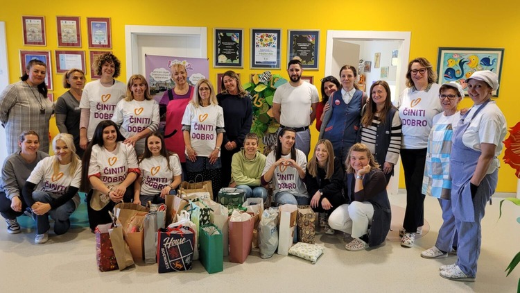 U DV Lojtrica organizirali humanitarnu akciju za djecu iz Centra Slava Raškaj