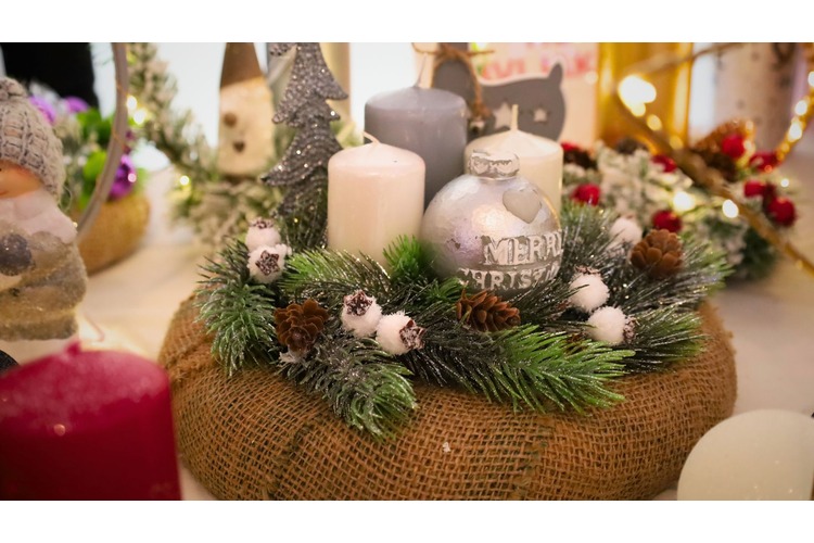 ['advent', 'adventski vijenac', 'došašće']