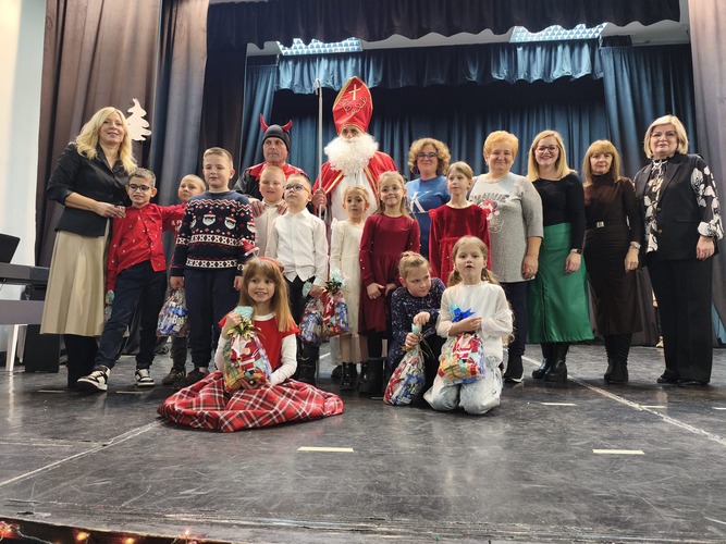 ['Društvo žena Buševec', 'područna škola Buševec', 'sveti nikola']