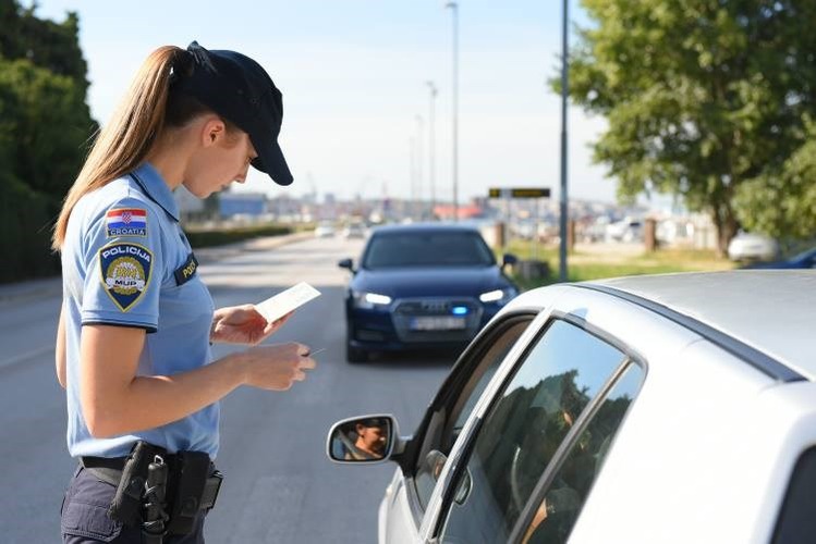 ['nadzor prometa', 'policija', 'policijska akcija', 'pp vg']