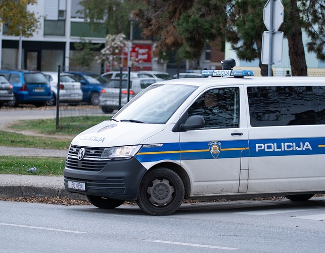 Ukraden automobil u vlasništvu 29-godišnjaka