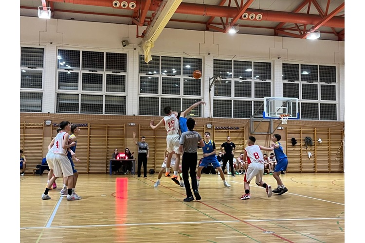 ['Hani Istanbuli', 'KSZ', 'Pretkadeti', 'Prva liga']