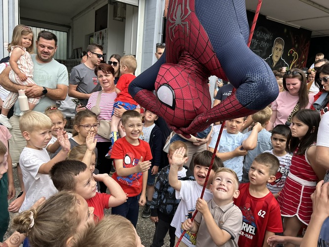 FOTO Dan otvorenih vrata: Vatrogasni spektakl za najmlađe