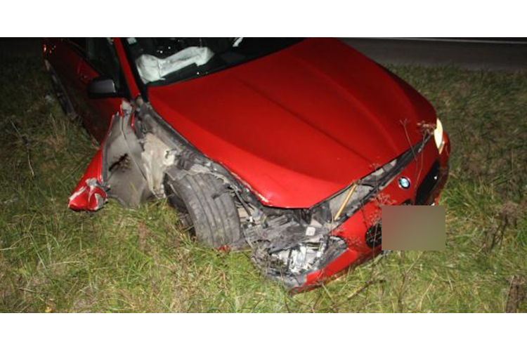 ['prometna nesreća', 'šćitarjevo', 'velika gorica', 'materijalna šteta', 'alkohol', 'novčana kazna', 'zabrana vožnje', 'policija', '', 'Prometna nesreća', 'Ščitarjevo', 'vozač', 'promet', 'sud', 'kazna']