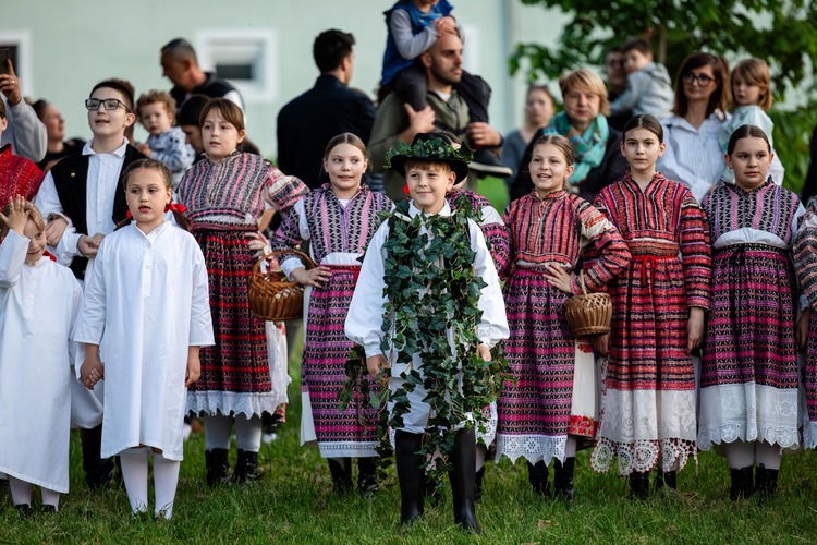 Jurjevo u Gradićima: Uz tradicionalni krijes i folklor, djecu očekuje i uzbudljivi “Jurjevski lov”