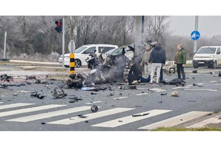 ['Velika Gorica', 'Prometna nesreća', 'državna cesta D31', 'Hitna pomoć', 'policijski očevid', 'novosti']