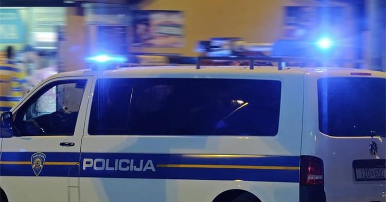 ['policija', 'prometna nesreća']