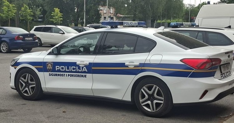 Mladi vozač odbio testiranje na drogu i alkohol, uhitili ga i kaznili