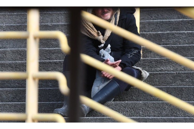 ['prosjačenje', 'crna kronika', 'policija', 'zagreb', 'žrtve', 'lažni invalidi']