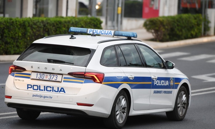 ['prometna nesreća', 'Velika Gorica', 'policija', 'crna kronika']