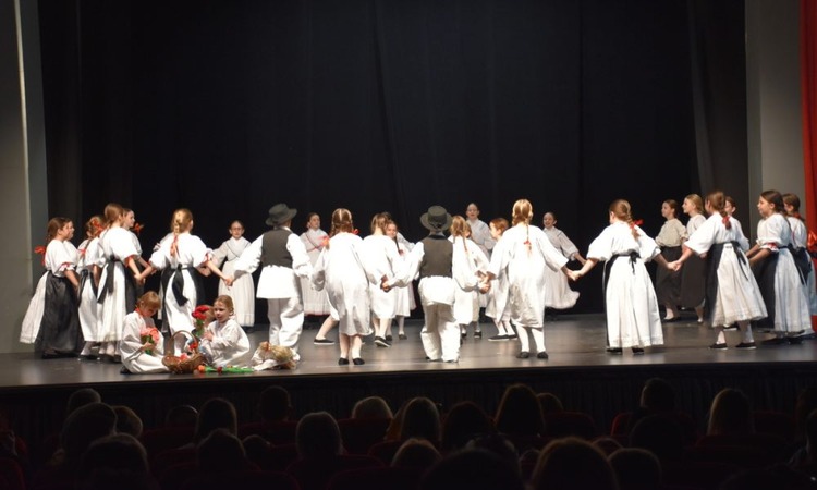 FOTO Održani 28. Dječji folklorni susreti Velika Gorica 2025