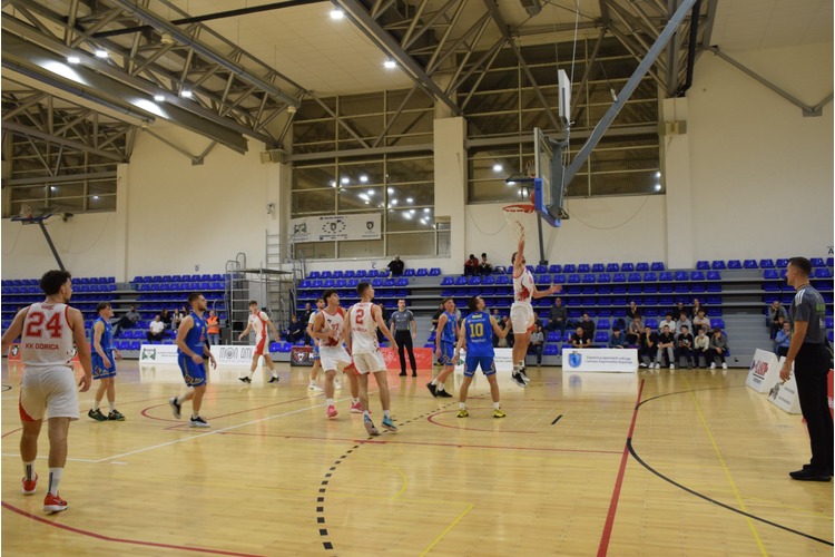 ['Prva liga', 'Seniori']