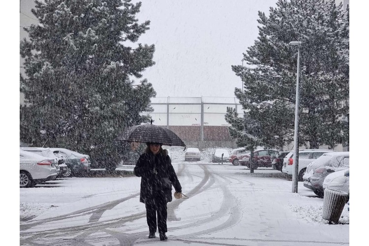 ['čišćenje', 'Prometnice', 'snijeg', 'VG Komunalac', 'zimska služba']