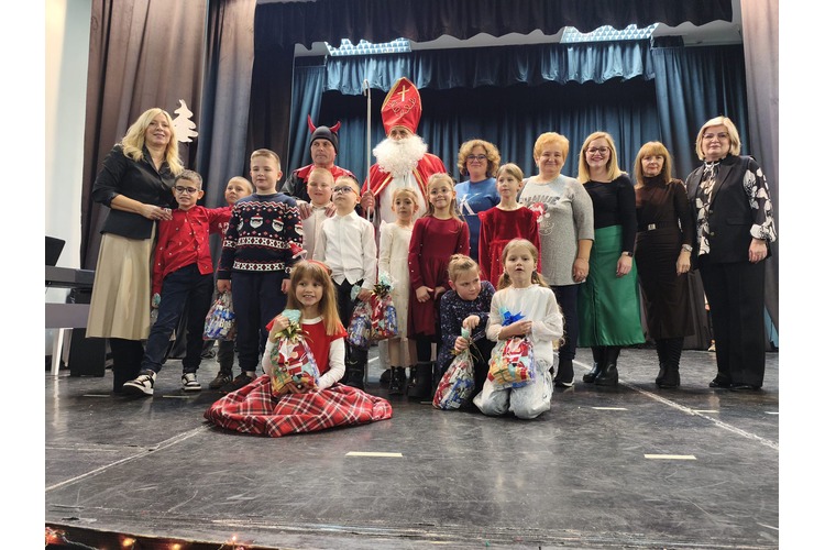 ['Društvo žena Buševec', 'područna škola Buševec', 'sveti nikola']