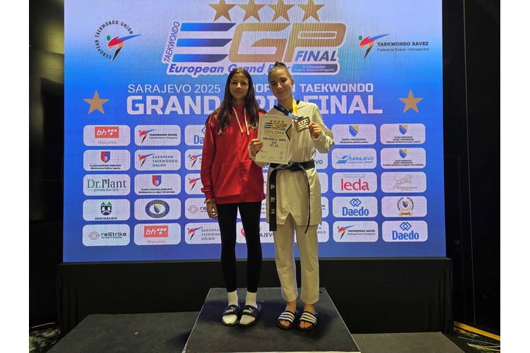 ['katarina bačurin', 'Lana Gavrilov', 'medalje', 'seniorsko prvenstvo Hrvatske', 'taekwondo klub velika gorica', 'zadar']