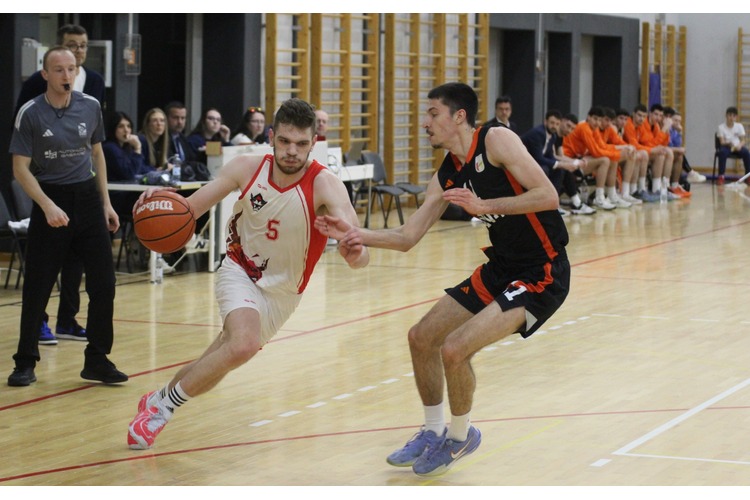 ['Borna Dramalija', 'Damir Miljković', 'HAKK Mladost', 'Kristijan Validžić', 'Pobjeda', 'Prva liga', 'Seniori']