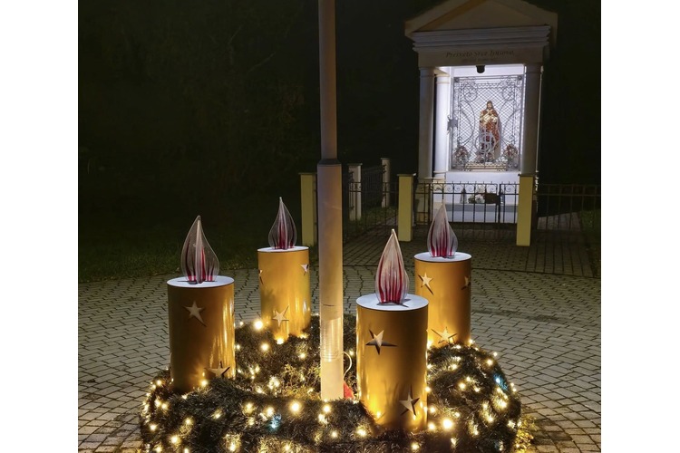 ['advent', 'advent gradići', 'DVD Gradići', 'Gradići', 'paljenje prve adventske svijeće']